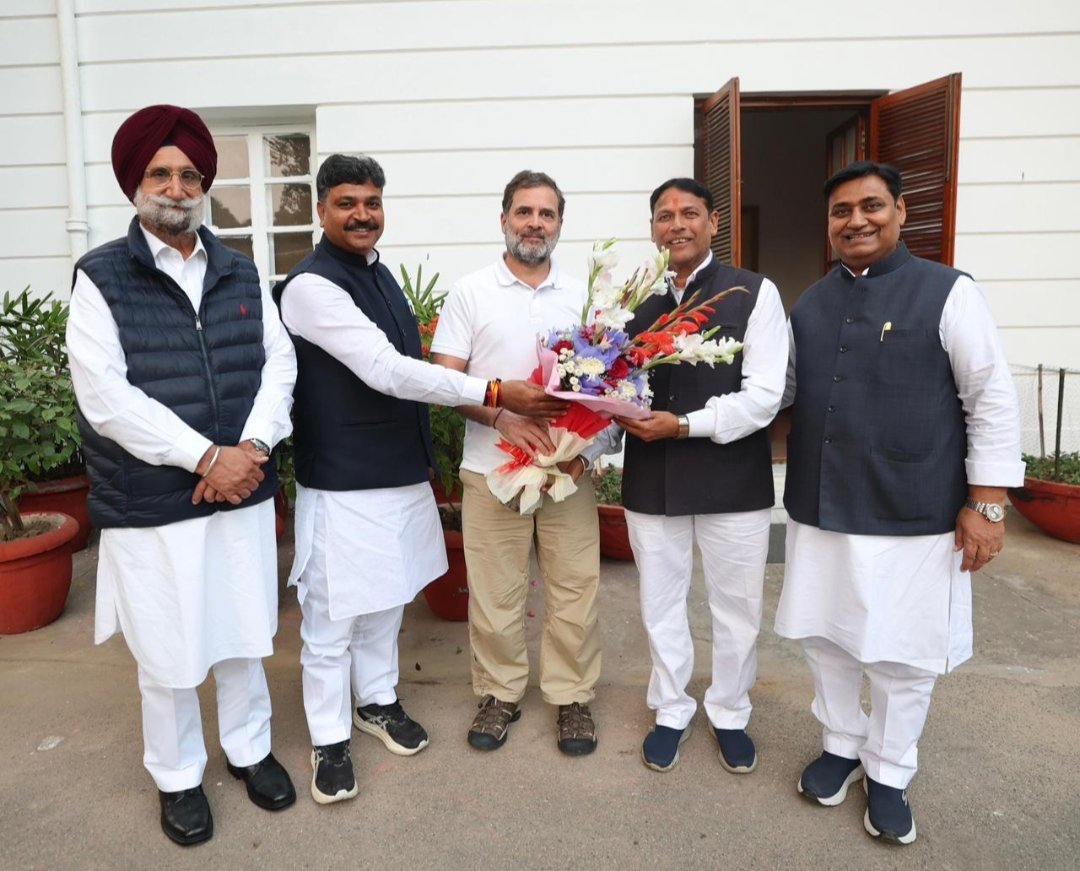 Rajasthan: गहलोत का सियासी कद बढ़ा उपचुनाव में कांग्रेस की जीत से 1 Pramod Jain Bhaya Rahul Gandhi Prime Time Bharat