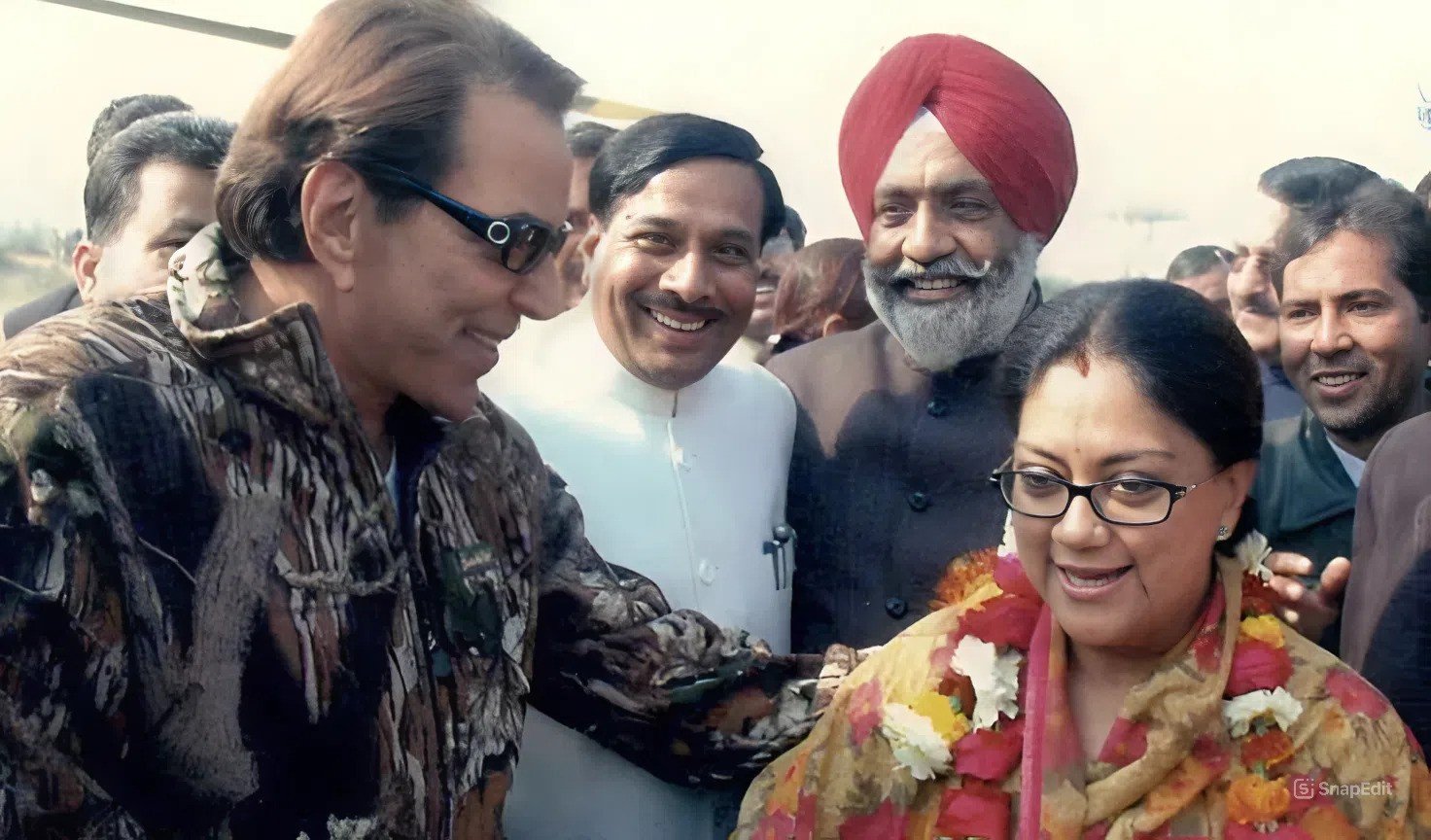 Vasundhara Raje Dharmendra Prime Time Bharat