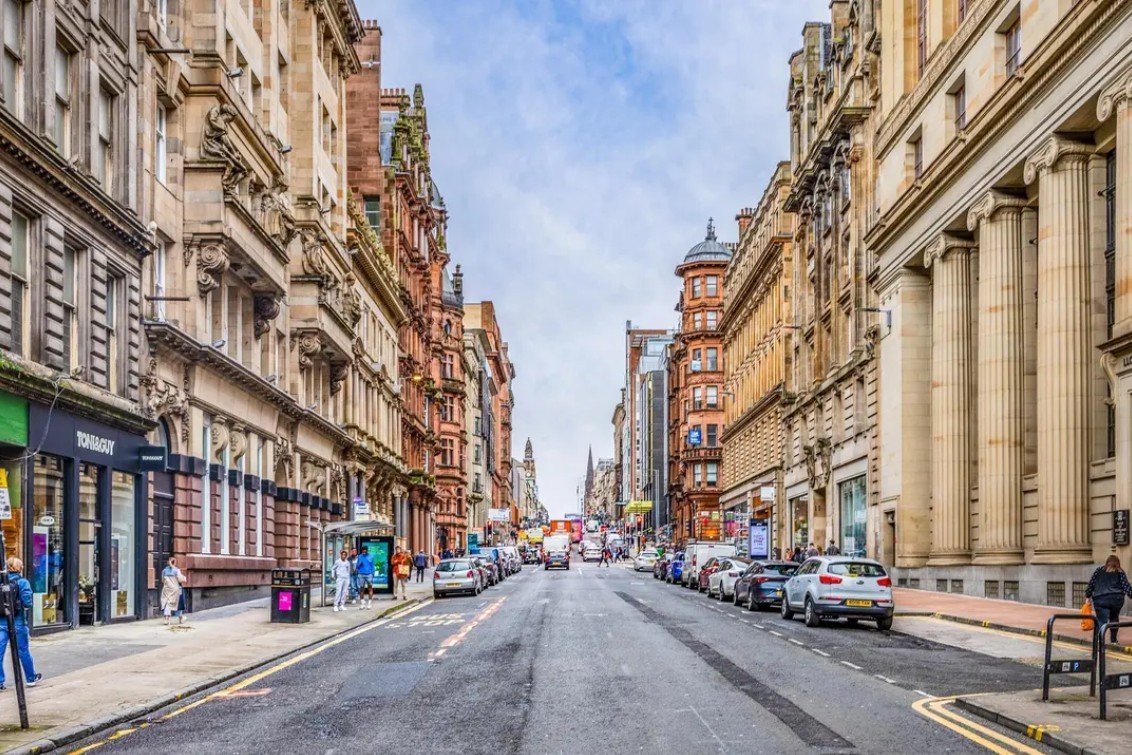 Glasgow: गहरे अहसास का शहर ग्लासगो, जहां के पत्थरों में भी धड़कन सुनाई देती है 1 Glasgow City Prime Time Bharat