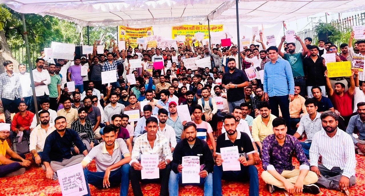 Rajasthan: हर हाथ में डिग्री, नौकरियां गायब, बेरोजगारी में आगे बढ़ता राजस्थान 1 Degree Holders Unemployed in Rajasthan Prime Time Bharat